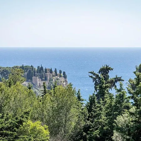 Le Neptune Апартаменты Каси